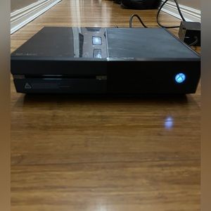 Xbox one with Destiny 2 & HDMI